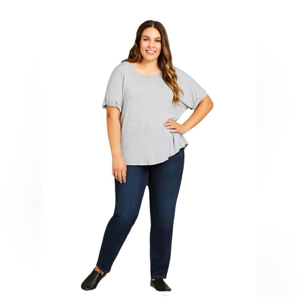 NWT Avenue Denim Knit High Rise PullโOn Denum Jean Jeggings Blue Size 30/32โTall